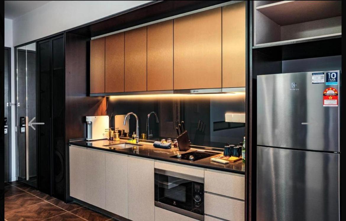 Scarletz Suites Klcc By Gc Luxury Suites Kuala Lumpur Bagian luar foto