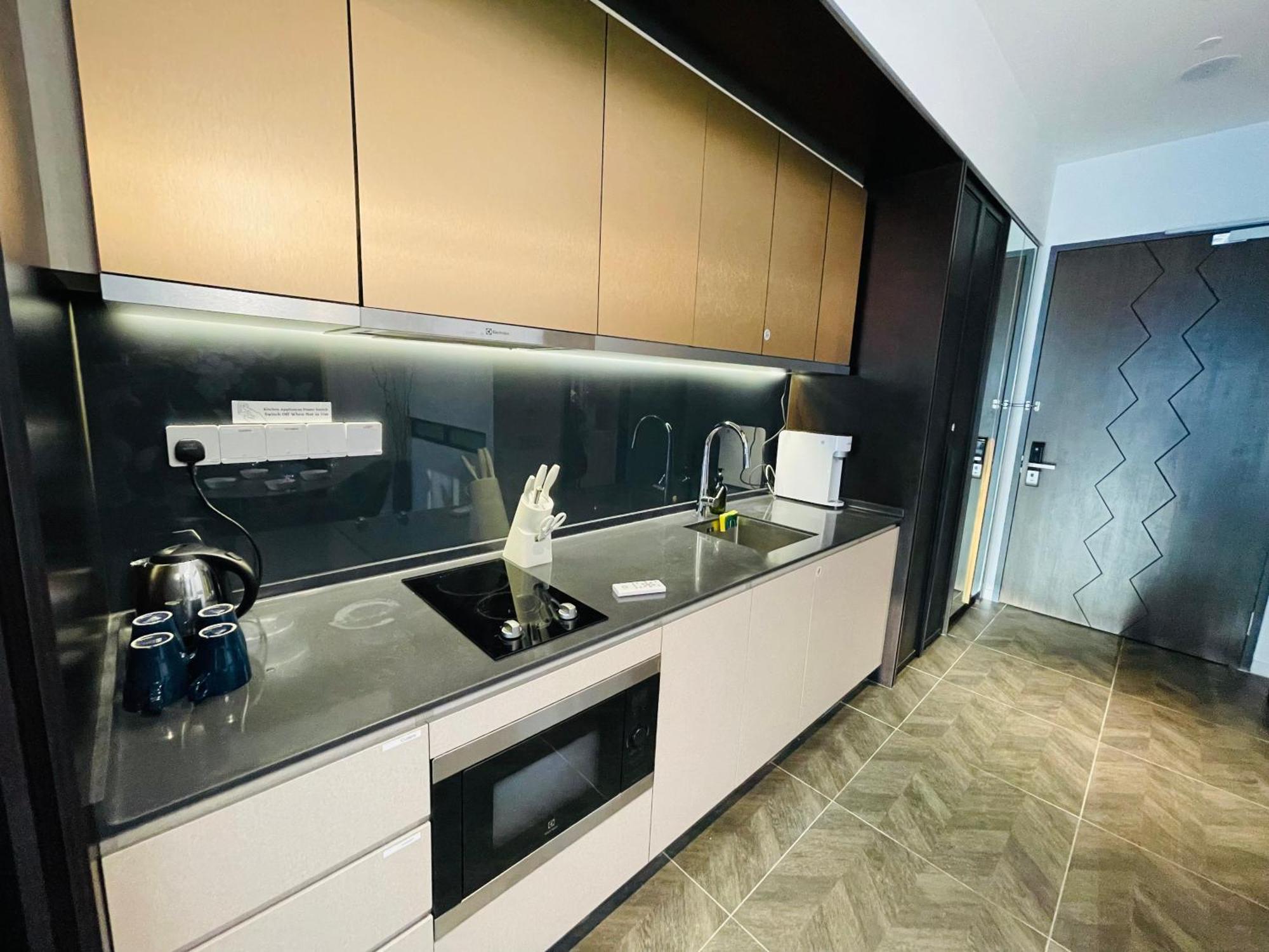 Scarletz Suites Klcc By Gc Luxury Suites Kuala Lumpur Bagian luar foto