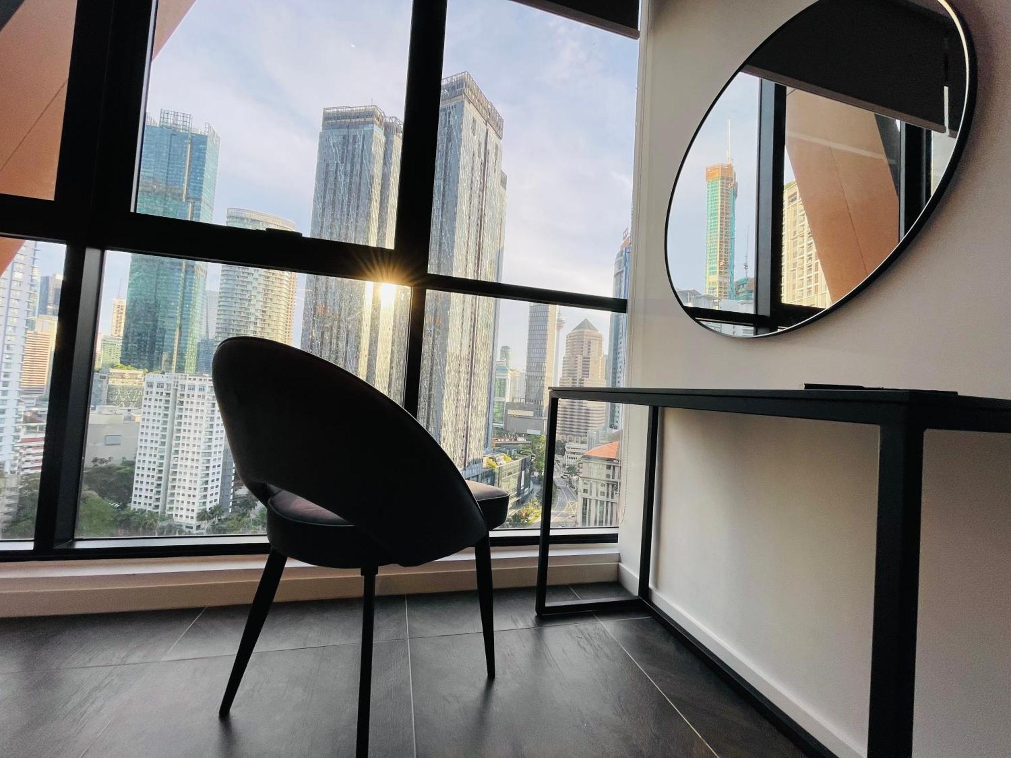 Scarletz Suites Klcc By Gc Luxury Suites Kuala Lumpur Bagian luar foto