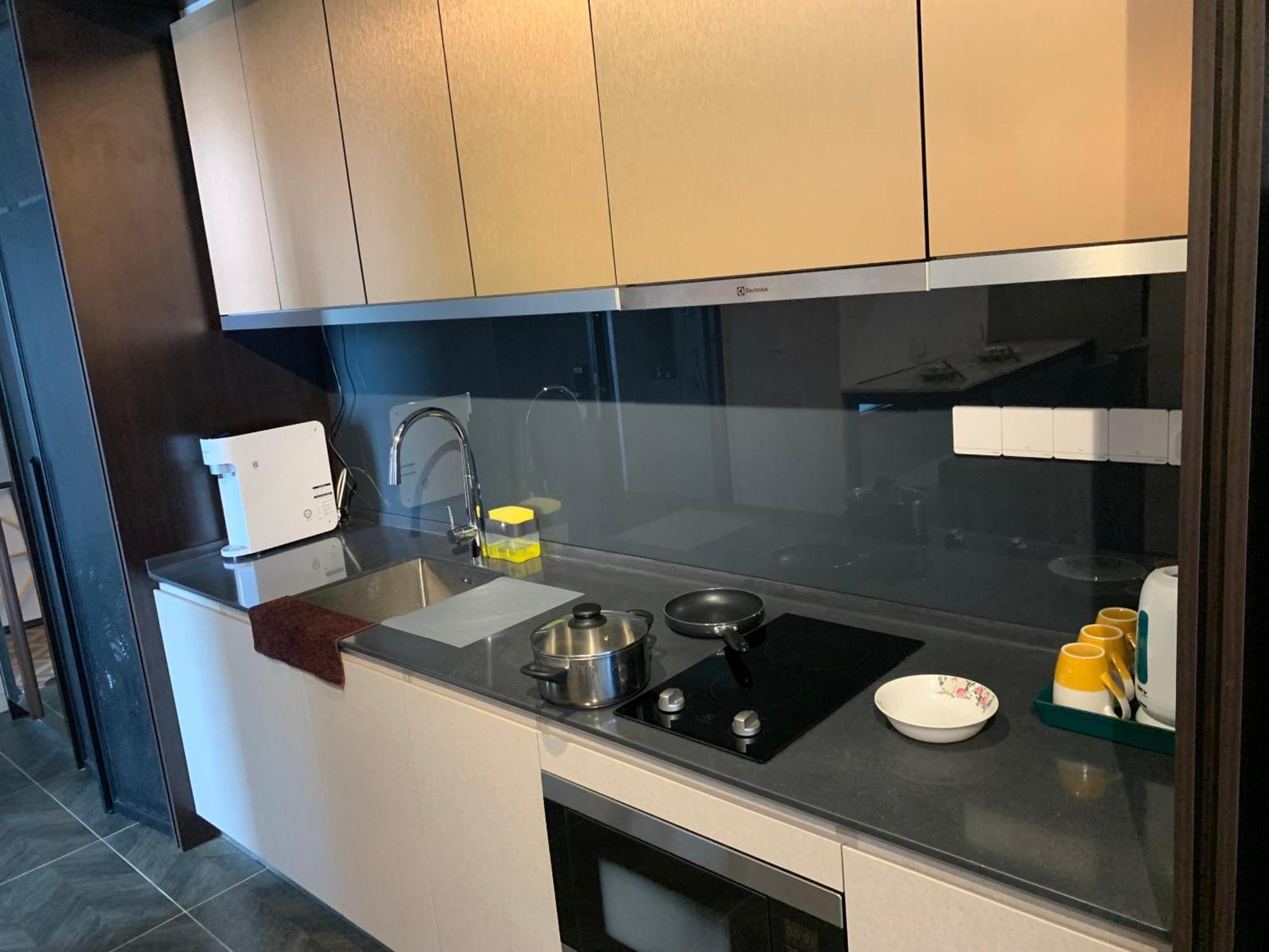 Scarletz Suites Klcc By Gc Luxury Suites Kuala Lumpur Bagian luar foto