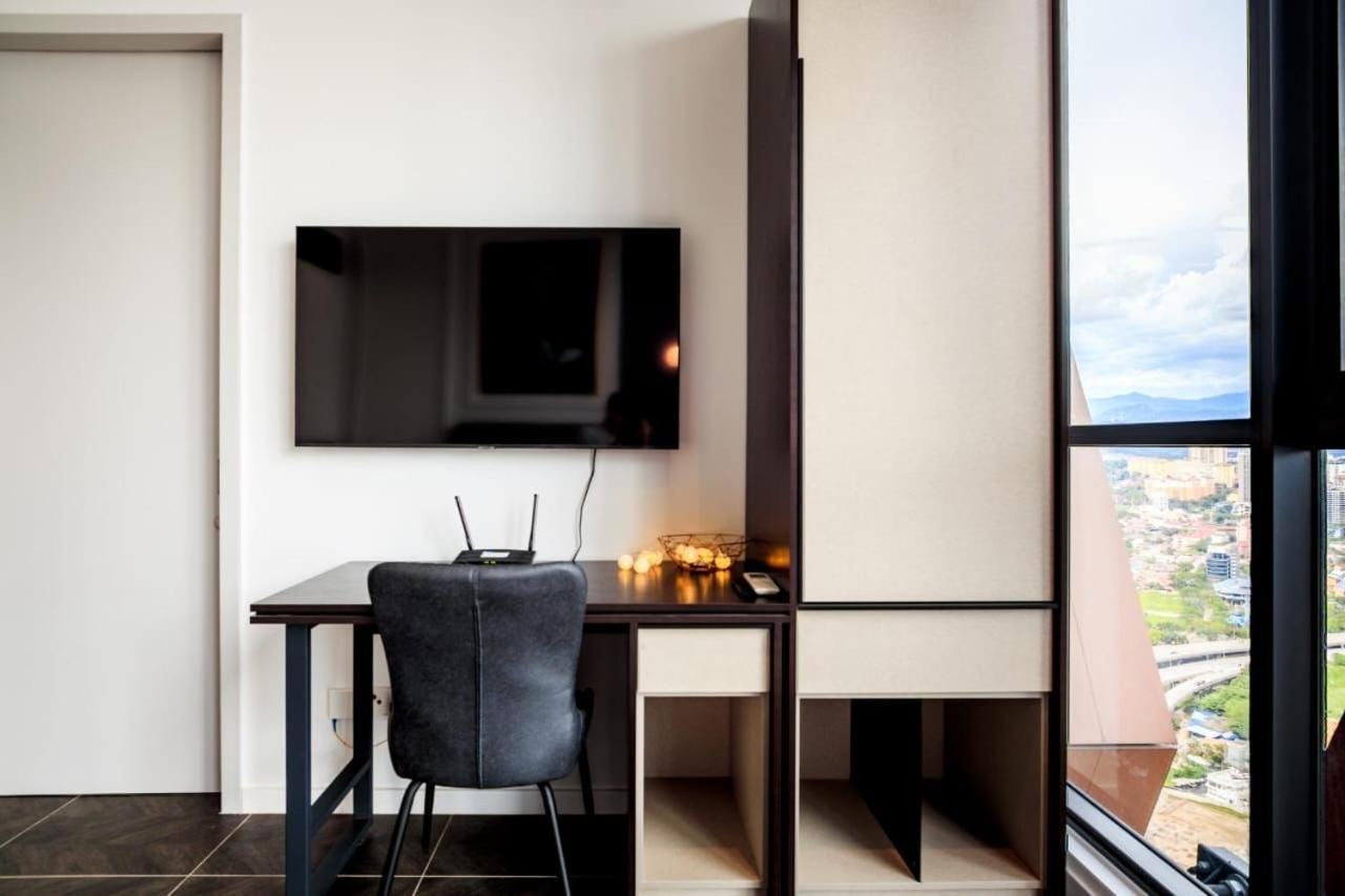 Scarletz Suites Klcc By Gc Luxury Suites Kuala Lumpur Bagian luar foto
