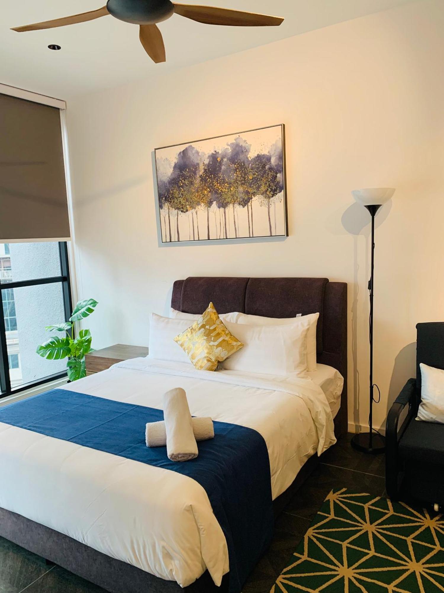 Scarletz Suites Klcc By Gc Luxury Suites Kuala Lumpur Bagian luar foto
